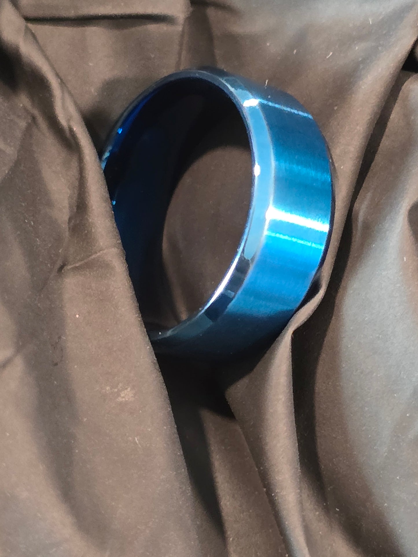 Qorn Spectrum 8mm Band Ring — Blue & Multi-Color Finish