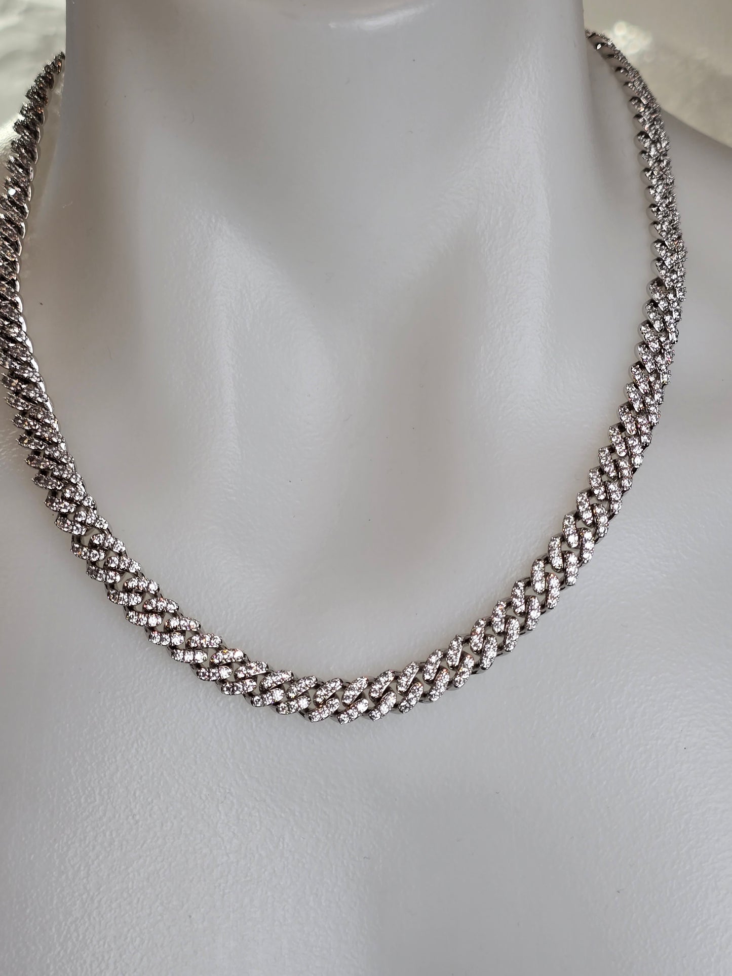 The Signture "Qorn"Essential 8mm Miami Cuban Iced-Out High Shine Links.5X PLATING