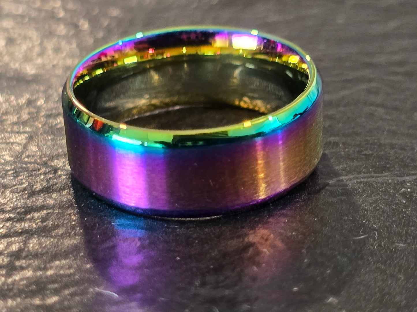 Qorn Spectrum 8mm Band Ring — Blue & Multi-Color Finish