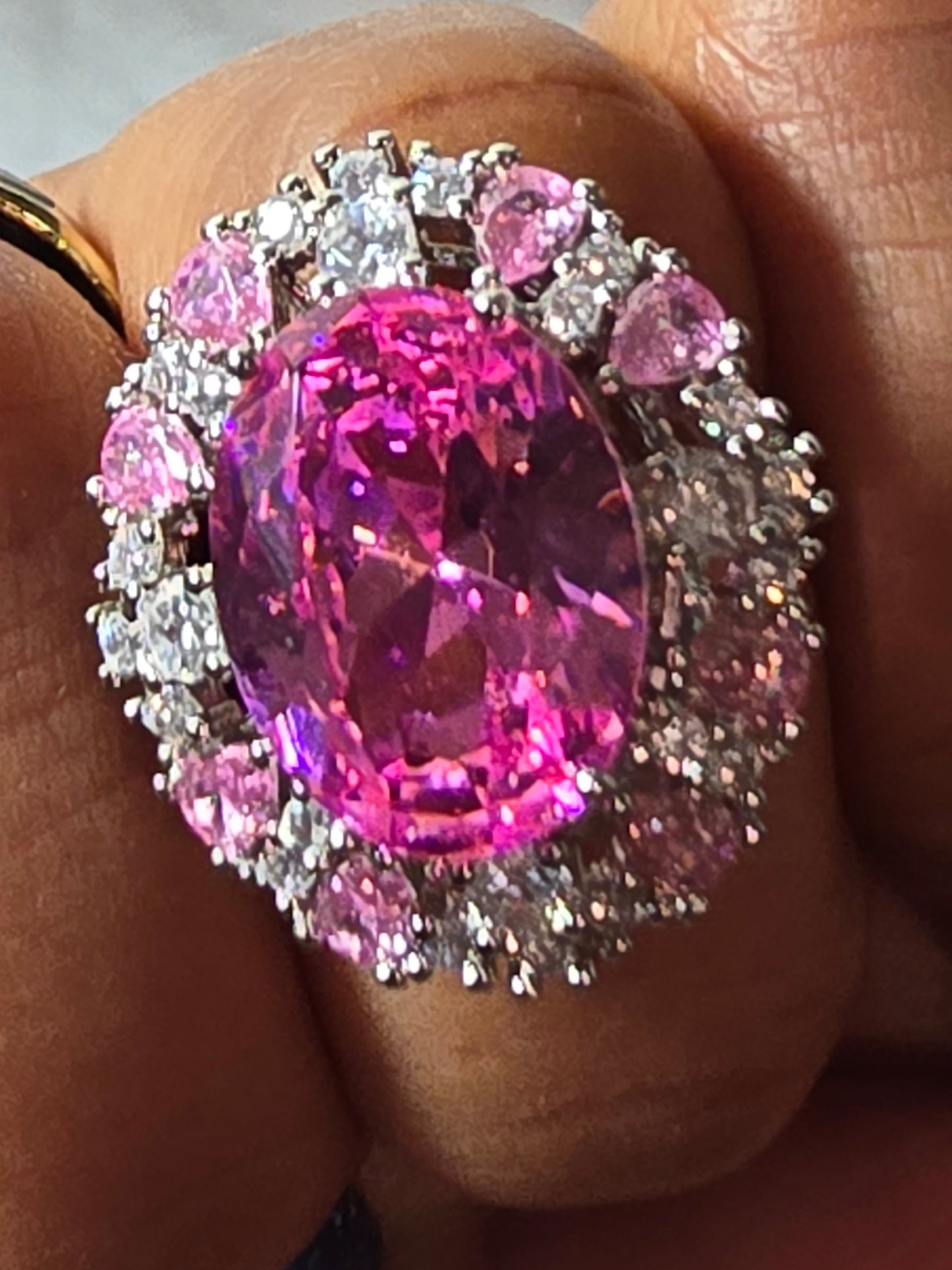 18k over mix metal Pink Halo  adjustable ring. Jumbo Carats