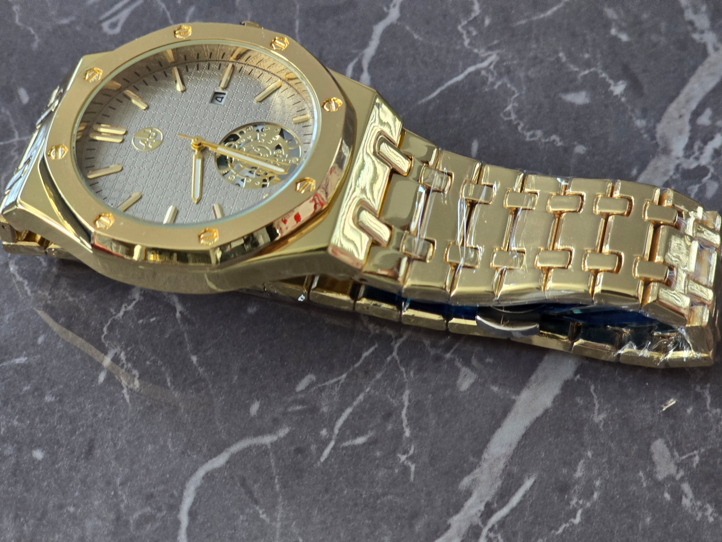Luxury Style 45mm Case Open Heart  QUARTZ WATCH Stainless Steel Water-Resistant