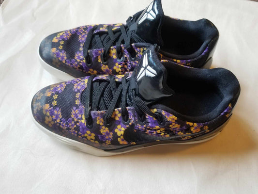 Nike Kobe Bryant "9 em floral" size 5.5y Big Kids/Women. Color black,yellow, and purple. PRE-OWNED
