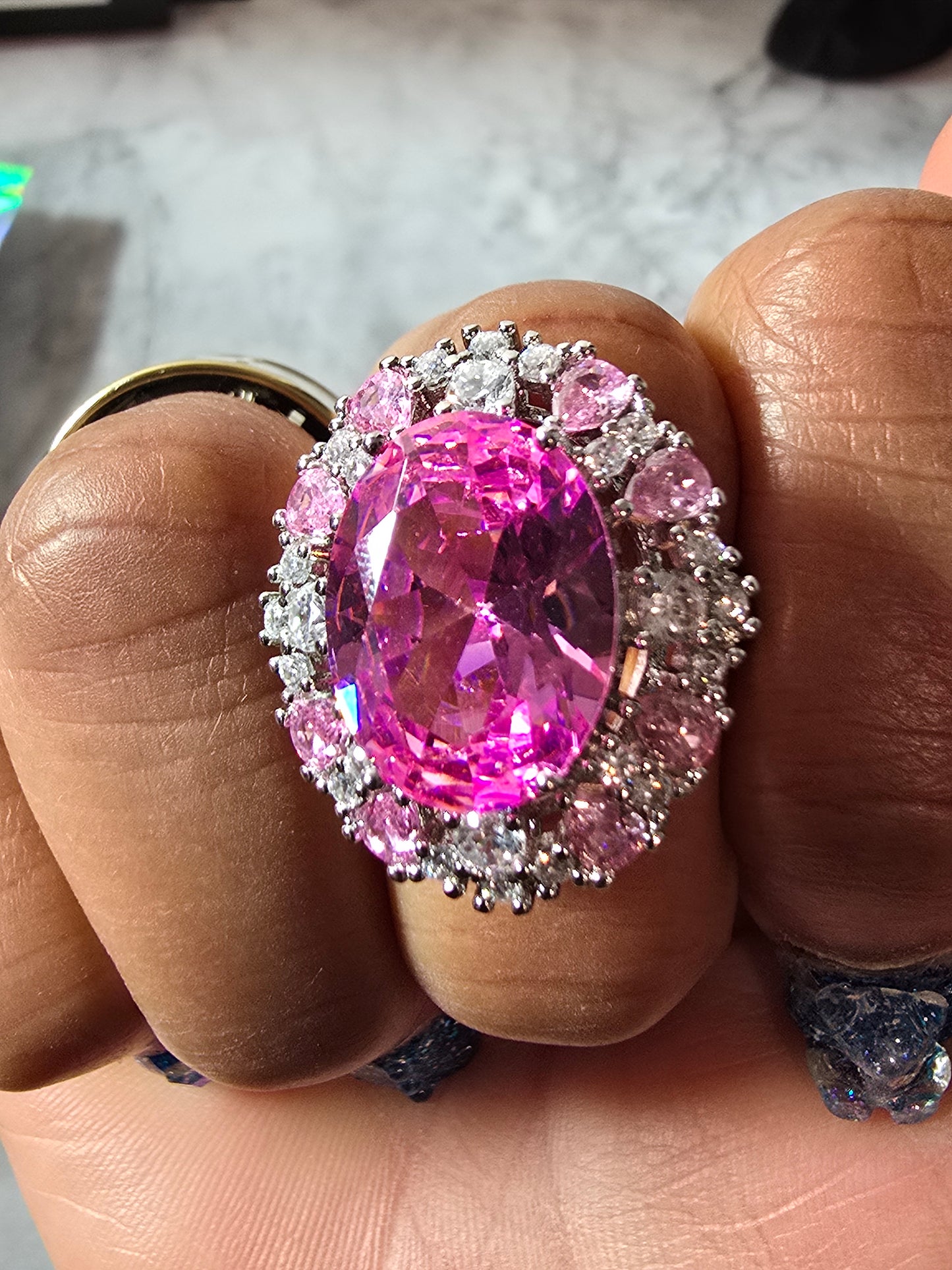 18k over mix metal Pink Halo  adjustable ring. Jumbo Carats
