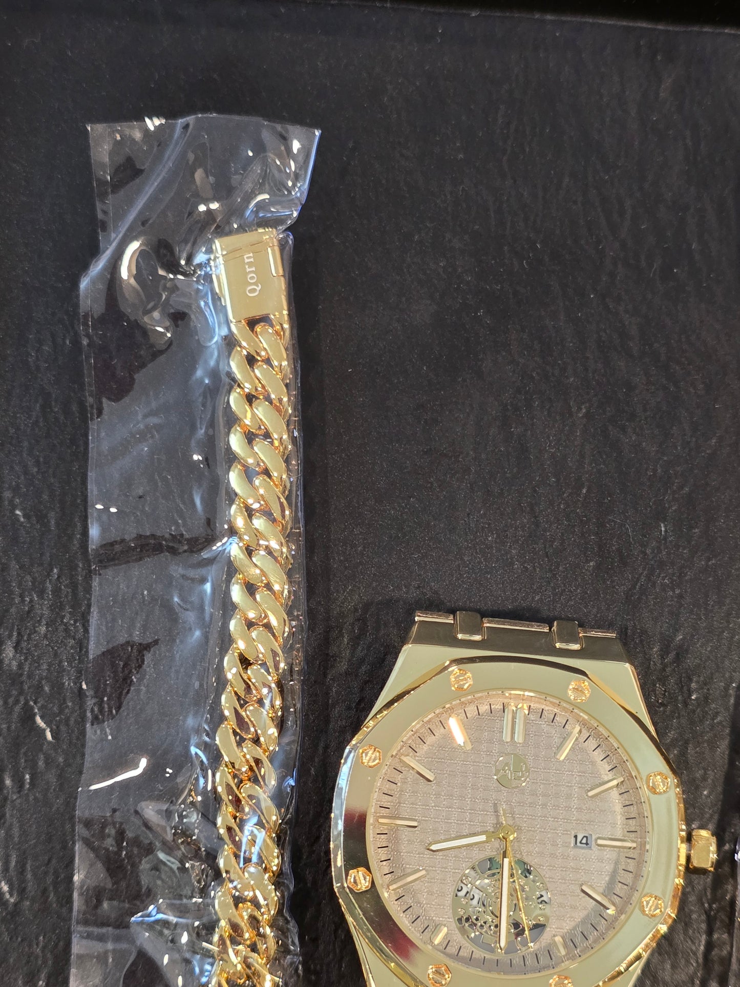Father’s Day Drip Tray Qorn Collective Signature Gold : Open Heart Watch & Cuban Bracelet Set
