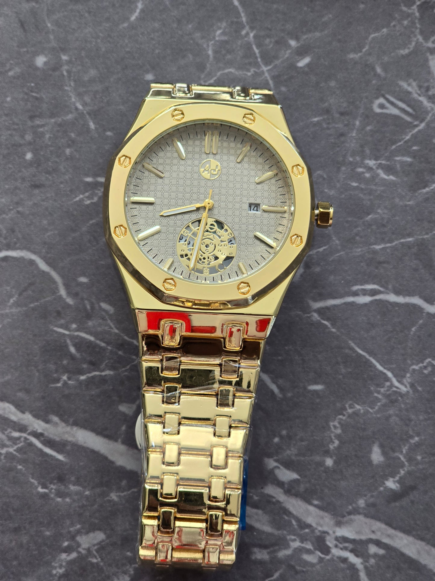 Luxury Style 45mm Case Open Heart  QUARTZ WATCH Stainless Steel Water-Resistant