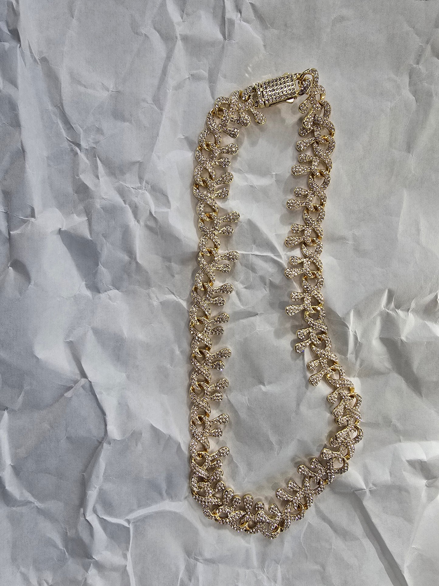 Unique Iced Out Vine Link Chain  20" VVS CZ Gold Plated.