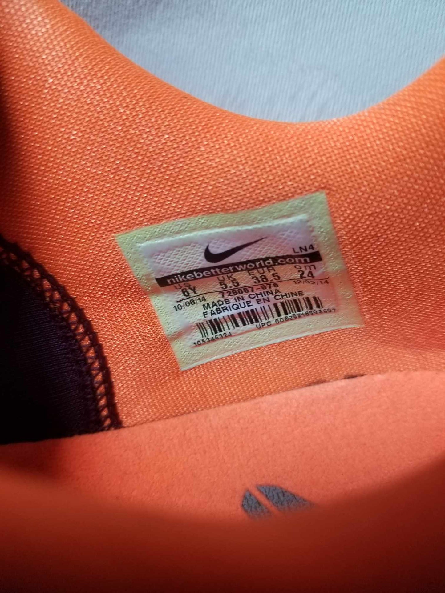 Nike Kobe 10 "Silk" Size 6y big kids. KIDS / Women