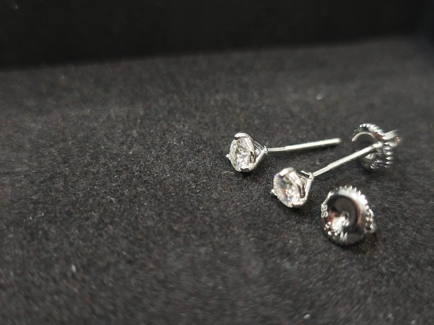 925 Sterling Silver Moissanite Screwback Earrings 0.44 CTW(5mm)VVSD COLOR. Luxury!