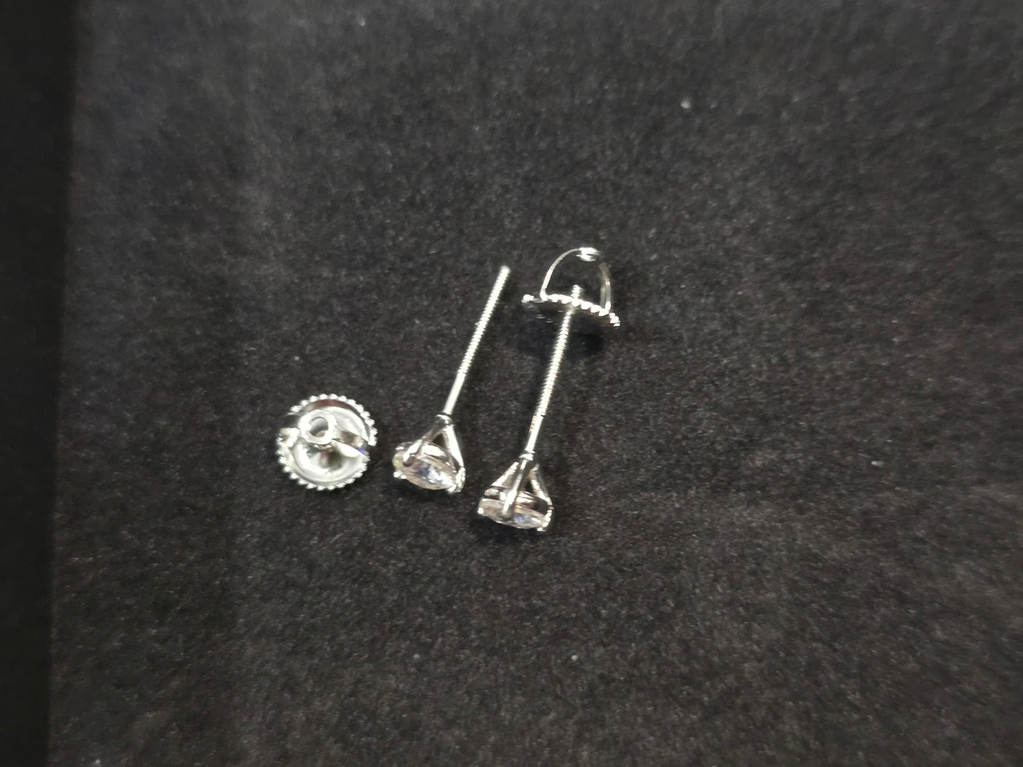 925 Sterling Silver Moissanite Screwback Earrings 0.44 CTW(5mm)VVSD COLOR. Luxury!