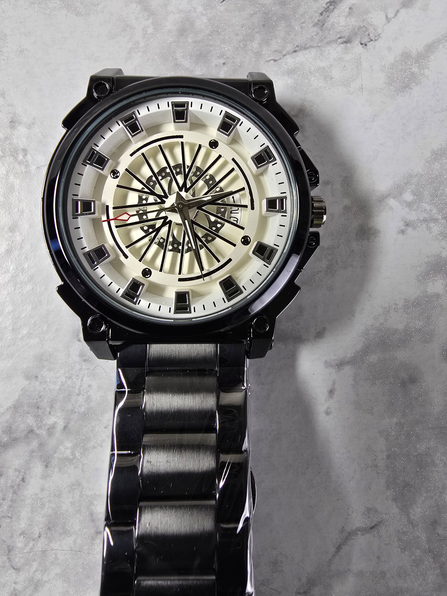 Avant-Garde 45mm Stainless Steel "Sunburst" Edition.(Spinners)Spin the wheel