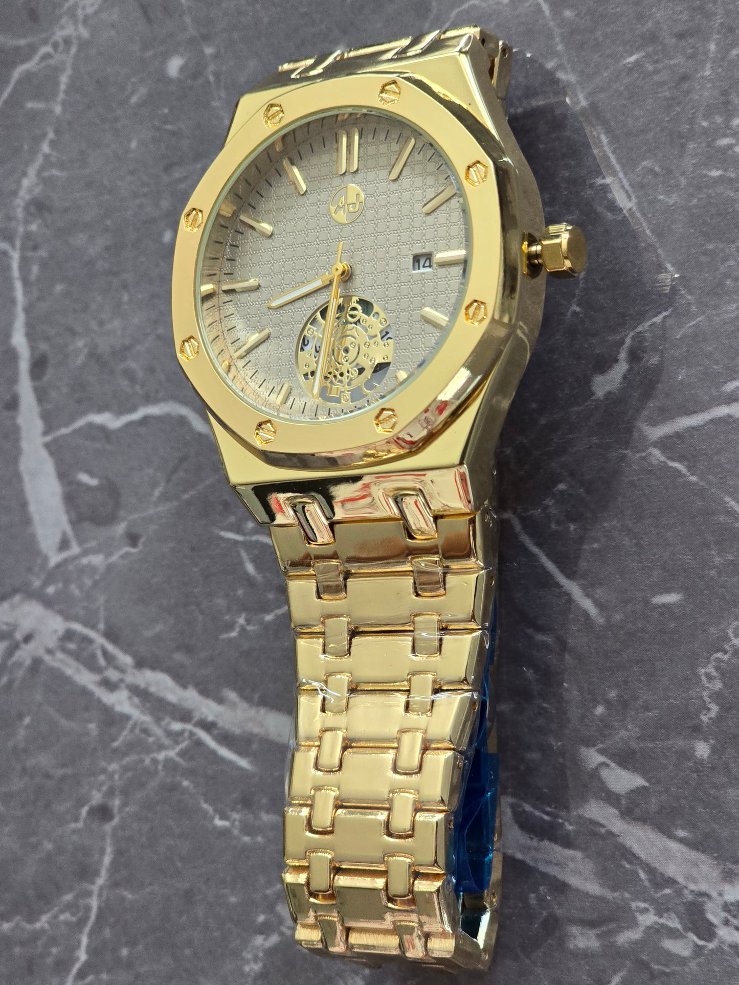 Luxury Style 45mm Case Open Heart  QUARTZ WATCH Stainless Steel Water-Resistant